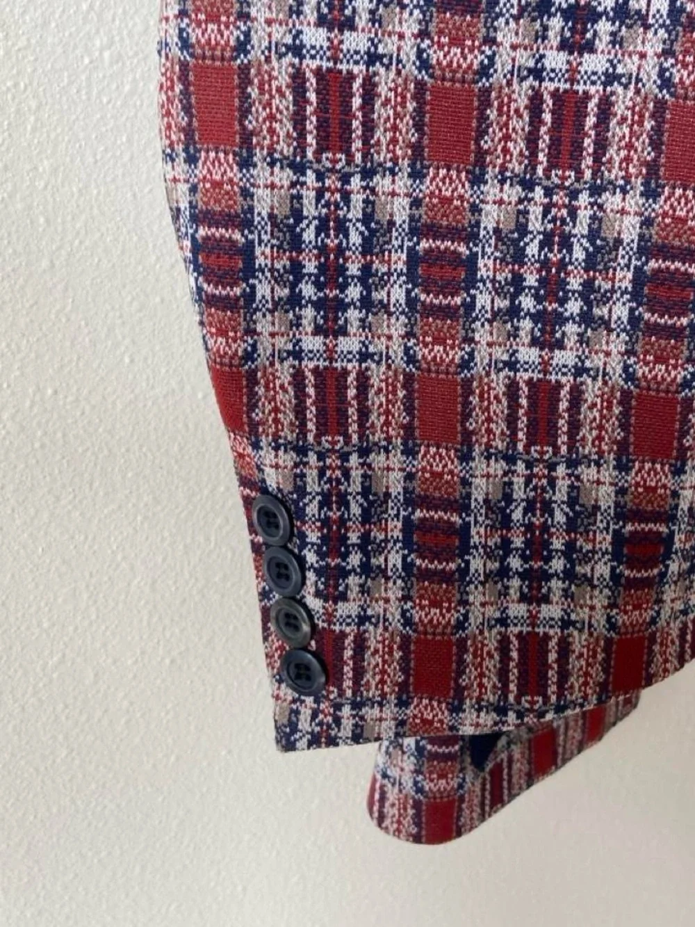 Vintage 70s Kirkmoor Men's Red Plaid Sport Coat with Navy Trim